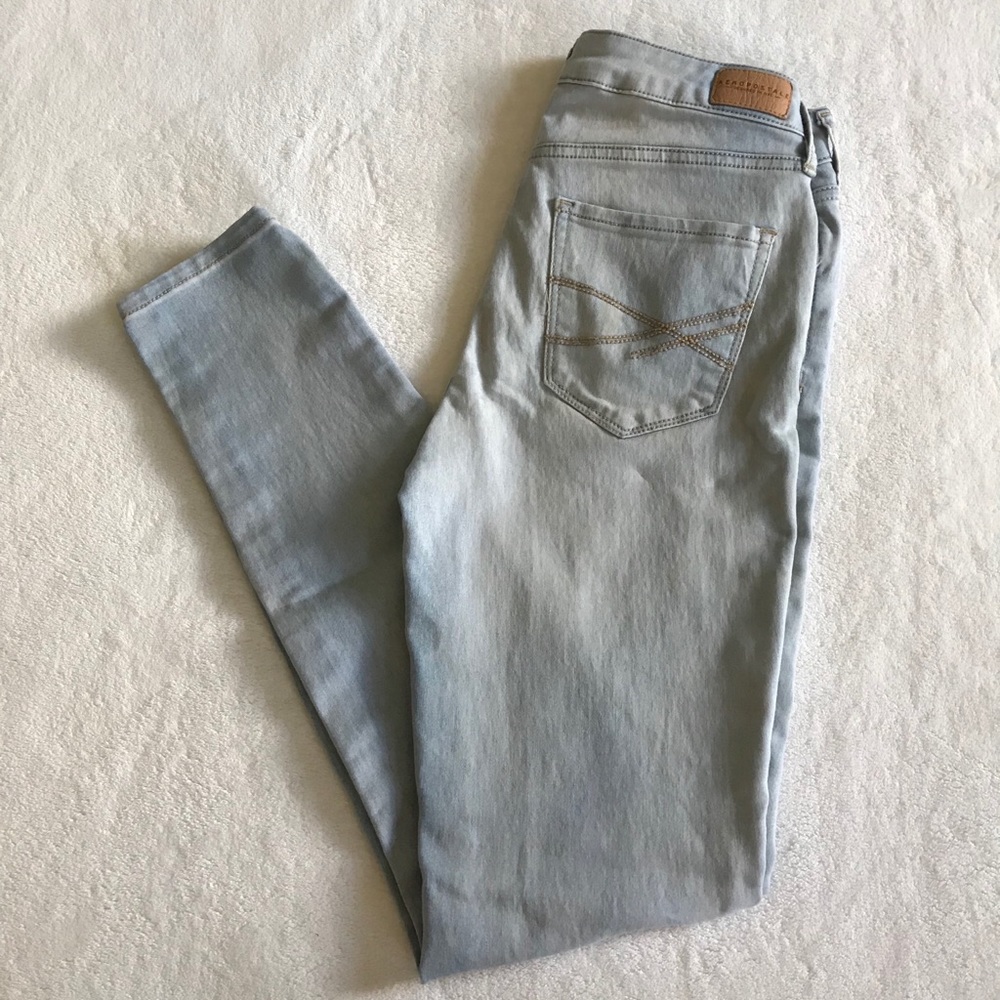 Aeropostale light wash hi waisted leggings